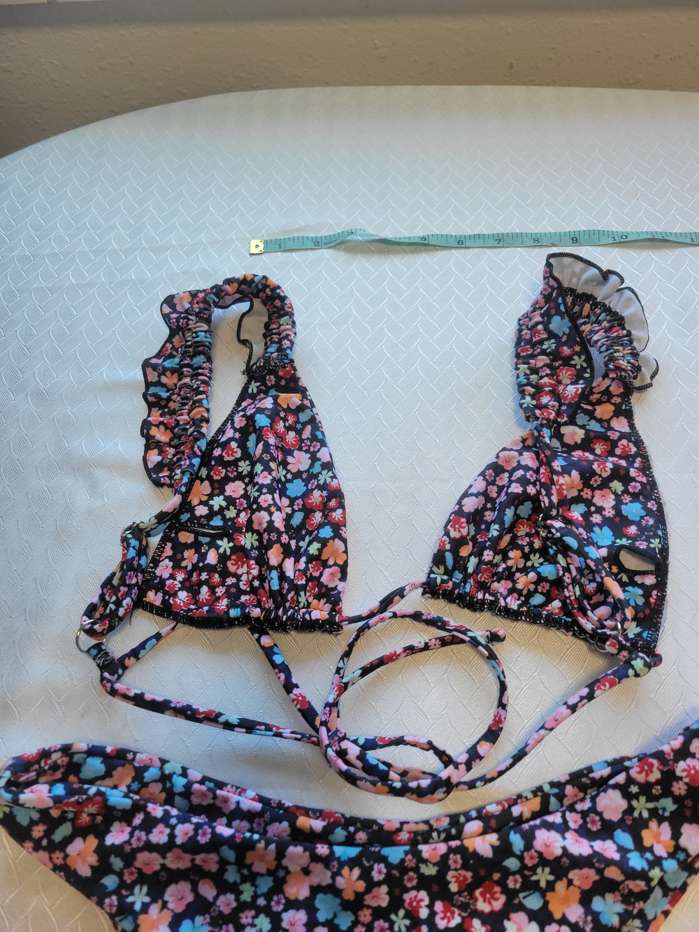 SHEIN Black Floral Ruffle Triangle Bikini Set - Picture 6 of 10